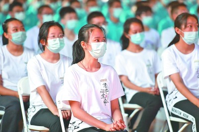 特殊开学季 我们上一堂伟大抗疫精神思政课